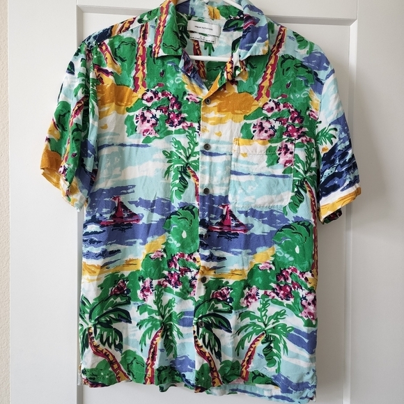 Urban outfitters Painted Paradise Rayon Short Sleeve Button-Down Shirt - Picture 2 of 16